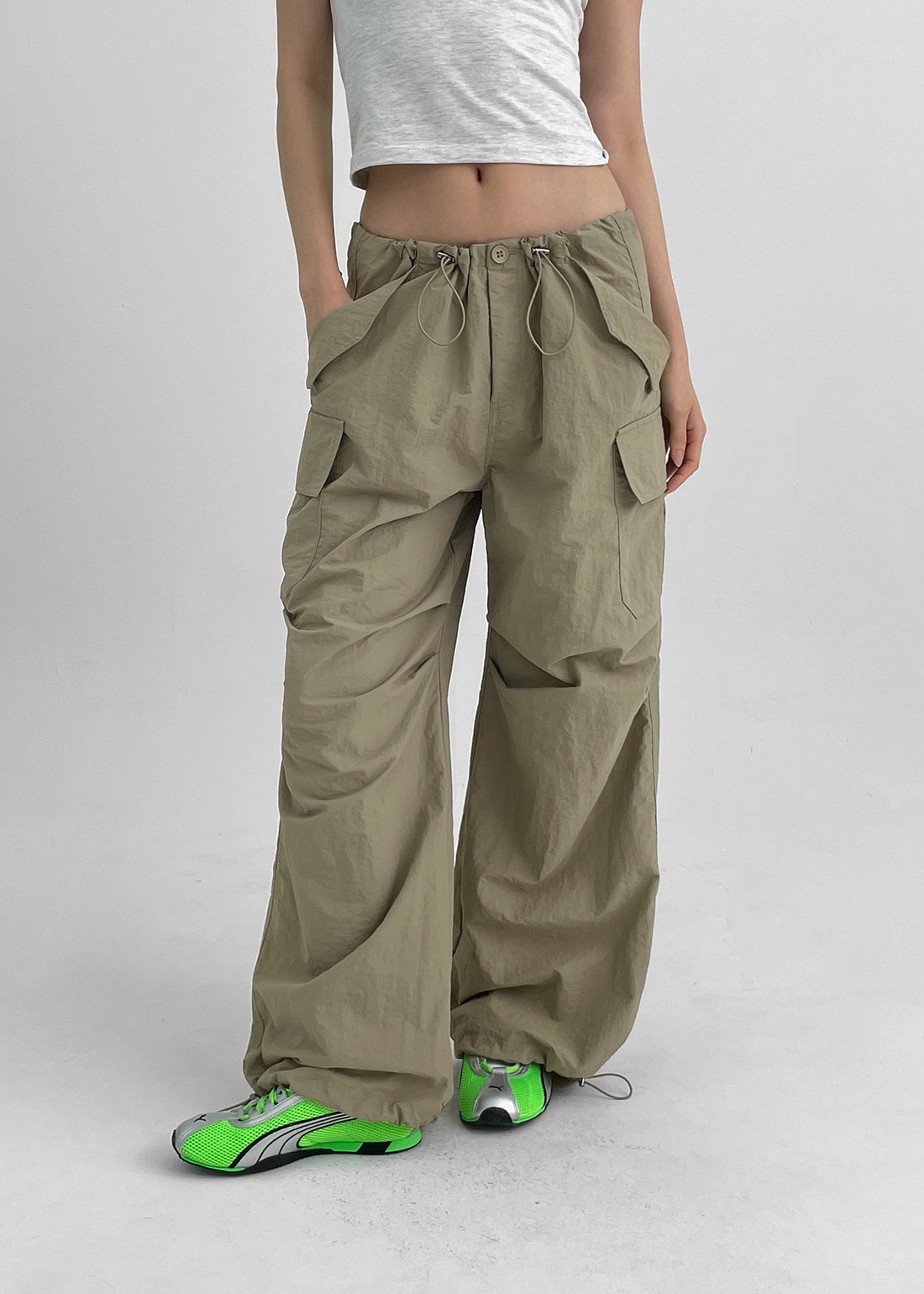 キモンナイロンツーウェイカーゴパンツ