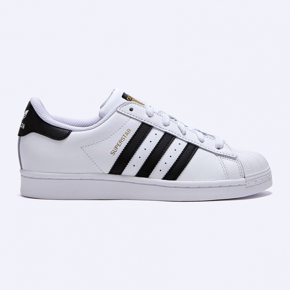 ADIDASスーパースターホワイトブラック/ EG4958 17,561円