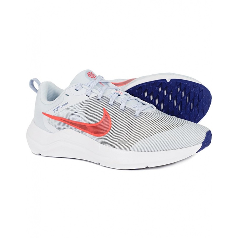 Nike ランニングシューズダウンシフター 12