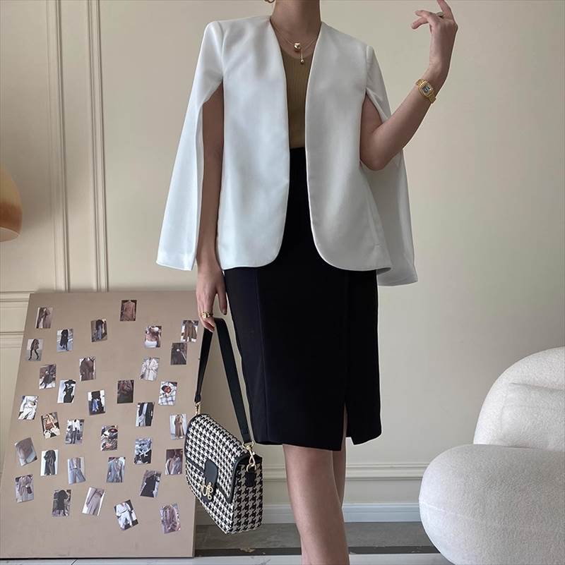 アウター ジャケット スーツ レディース ケープ 袖なし ノースリーブ フェミニン 前開き かわいい 大人可愛い きれいめ シンプル かっこいい クール モード系 エレガント モダン フォーマル 抜け