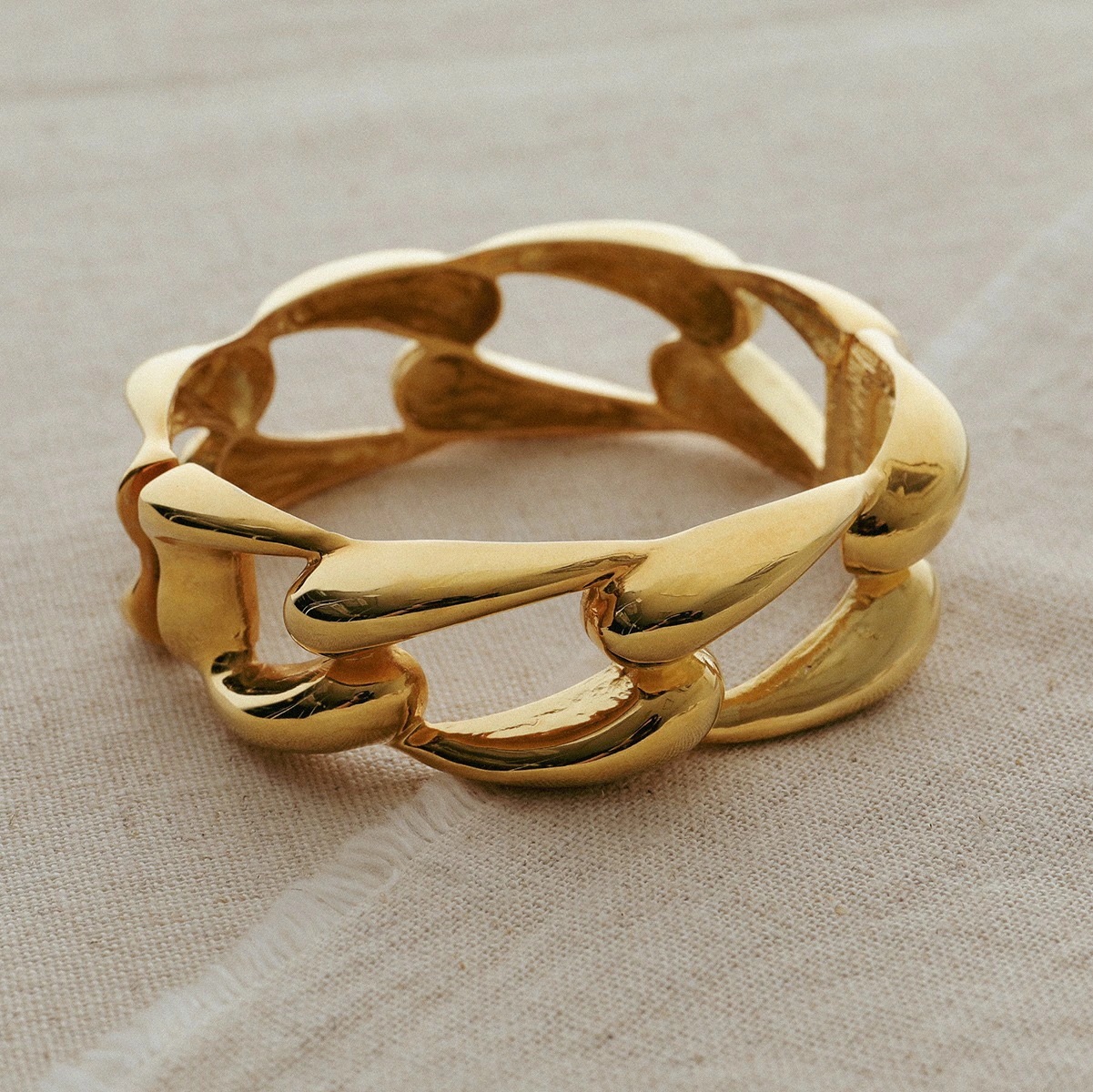 Kenneth Jay Lane ケネス ジェイ レーン バングル polished gold link hinged bracelet 5006BPG レディース ブレスレット アクセサリー ゴール