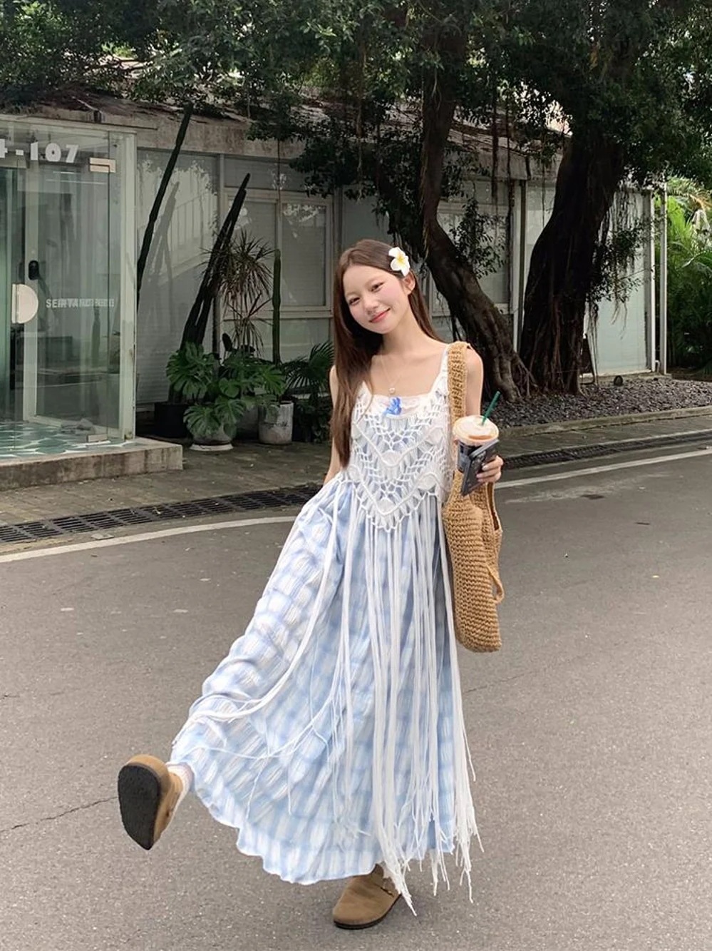 2025 春夏 キャミソールワンピースレイヤード風 重ね着ジャンパースカートジャンスカミモレ丈ロング おしゃれかわいいドレスタックスクエアネックAライン韓国ファッションレディース白スリーブ甘めフレンチ