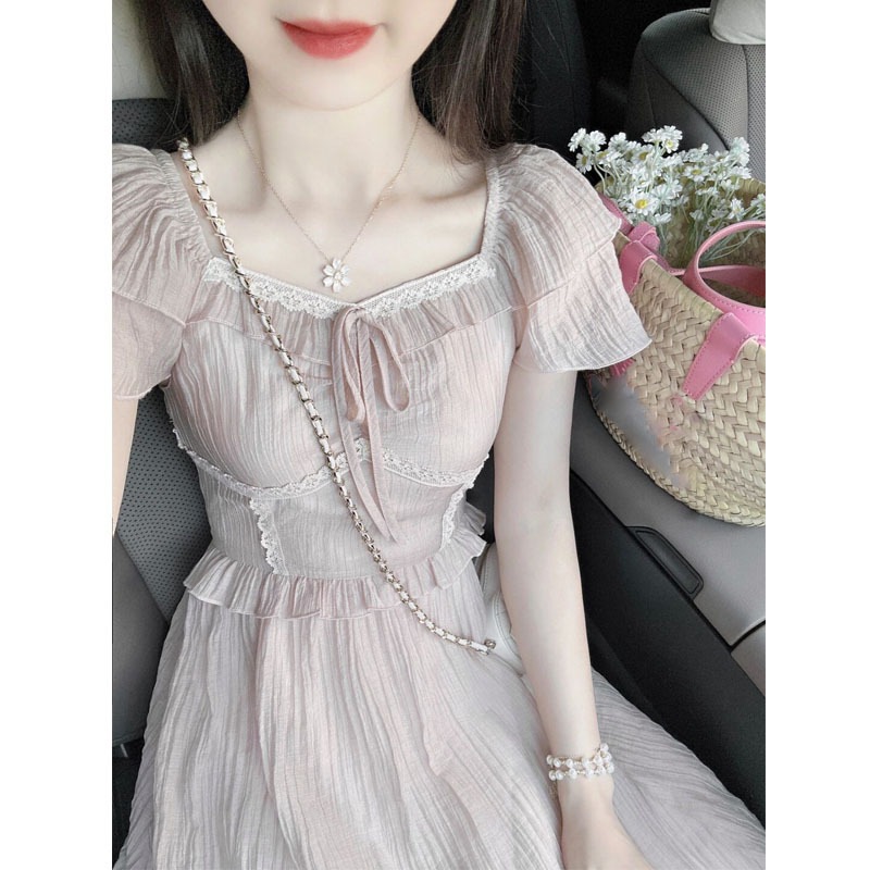 フランス式の優しさと甘さの小さい袖のワンピース女性の夏の新型は腰を収めてやせているデザイン感があります