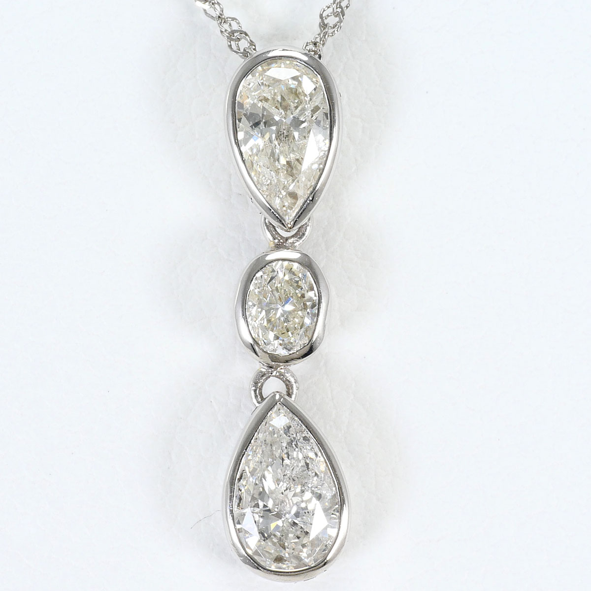 PT900 プラチナ PT850 プラチナ ネックレス ダイヤモンド 0.80 ct ダイヤモンド 0.20 ct 鑑別書 総重量約2.6g 約40cm ジュエリー 中古