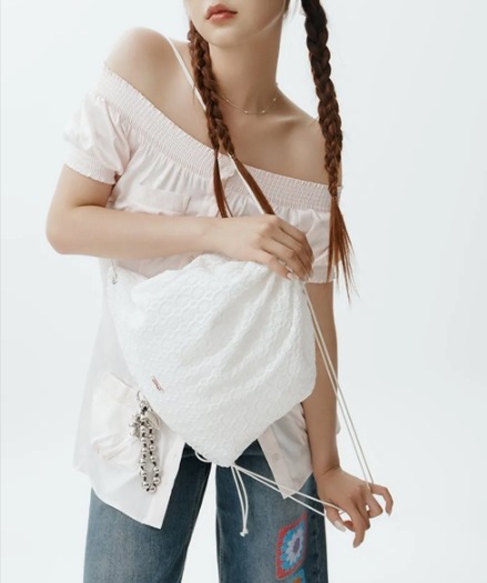 [韓国の人気商品] Ethereal Satin Dress
