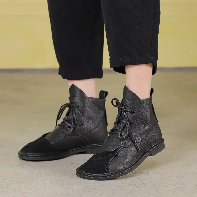 女性のための本革のローヒールアンクルブーツ 柔らかい靴底 レジャー 大きいサイズ41 42