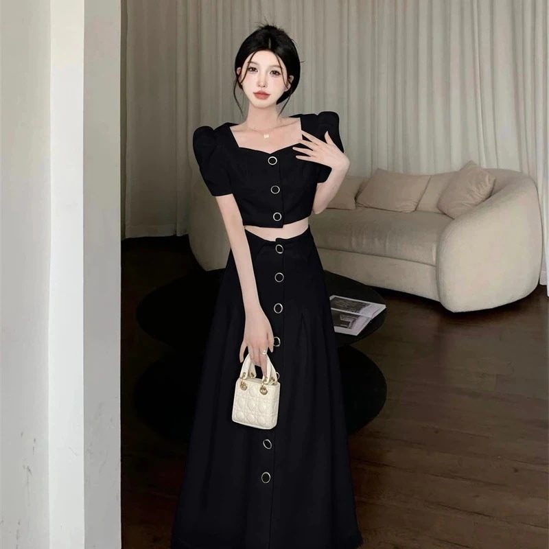 セットアップバブルスリーブショートトップス女性の夏韓国語バージョン+ワードフリンジデザインセンス半身スカート2点セット 7,206円