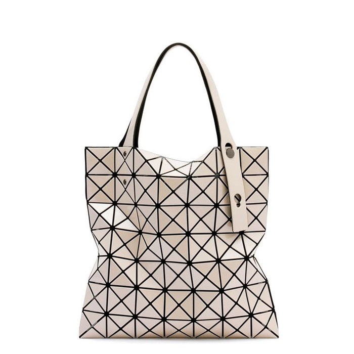 バオバオ BAO BAO ISSEY MIYAKE 【PRISM BASICS / プリズム】 トートバッグ SHINY BEIGE (ベージュ) BB AG047 40