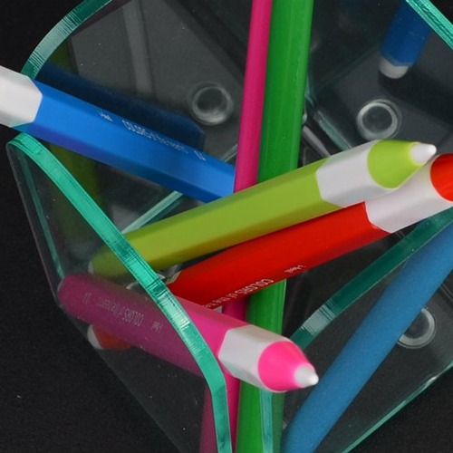 設計正方形の透明なアクリルのペンギン1つの学校のオフィスの鉛筆のアクセサリーの小道具の整理の貯蔵のインテリア