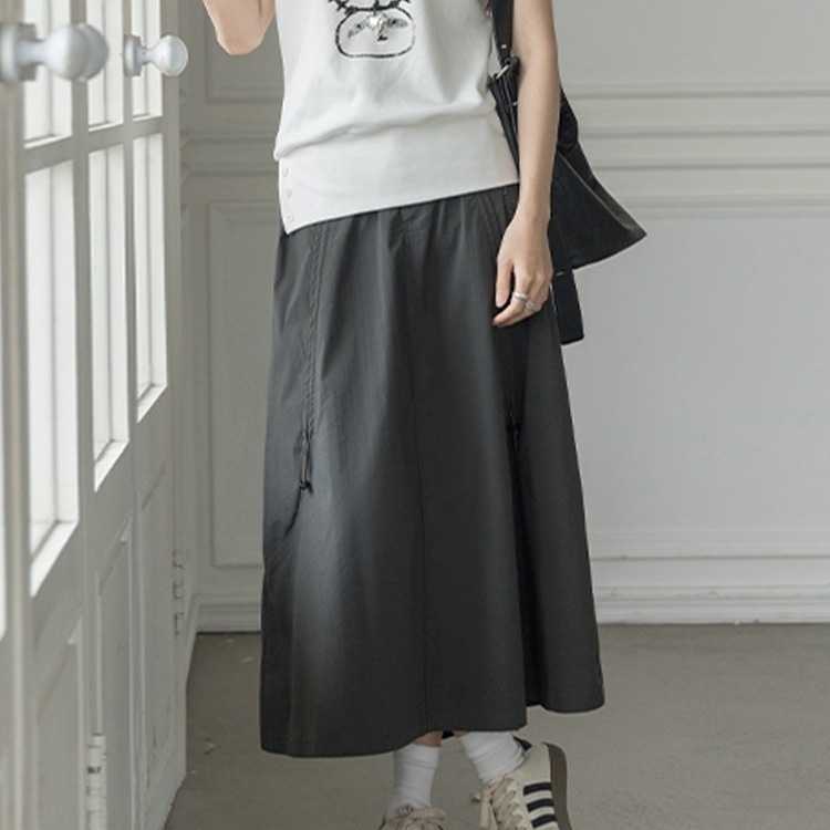 ボトムス スカート ミモレ丈スカート ウエストゴム セミフレア ミモレ丈ス ポケット 可愛い かわいい 大人可愛い きれいめ シンプル 上品 おしゃれ カジュアル レトロ こなれ感 個性的 主役級 5,793円