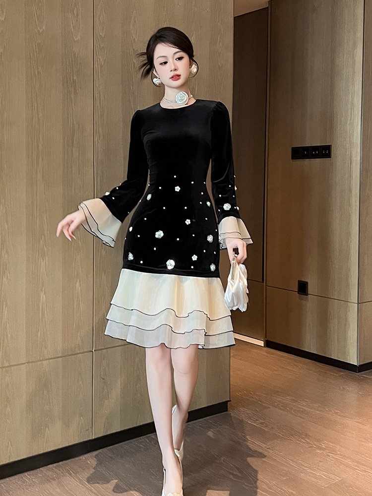 【JY.上品】 2025春新品 ピーズ飾り フリル チュールドッキング ワンピース ドレス パーティー キャバ 大人 同窓会 披露宴 卒業式 結婚式 演奏会 ウェディング 二次会 メガ割