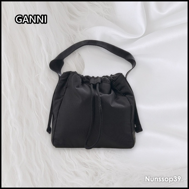 GANNI A5740 099 テックポーチ トートバッグ