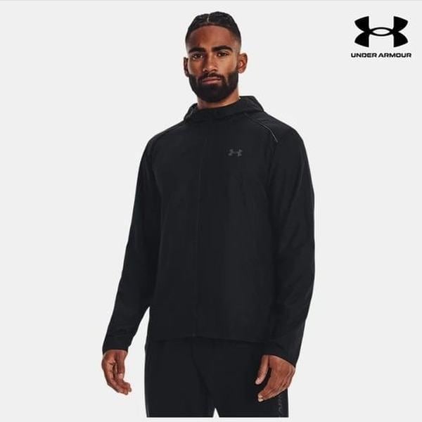 1376795-001 ブラック 男性 ウーブン ジャケット UA STORM ランニング フード 撥水 防風 ウィンドブレーカー