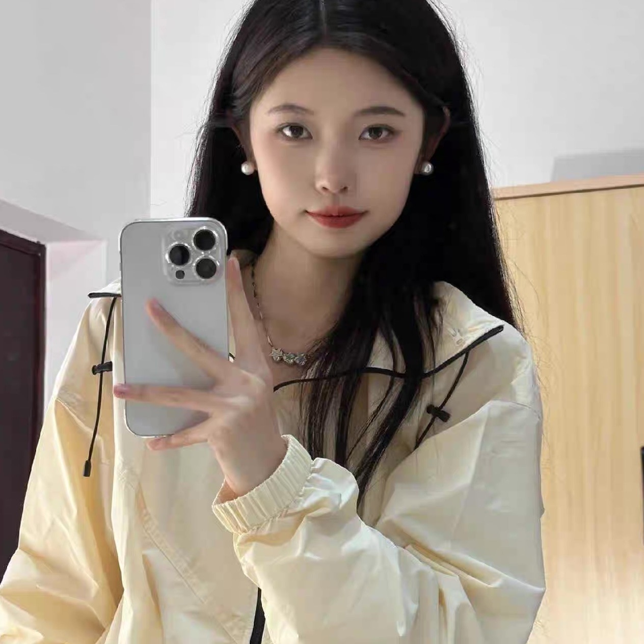 パーカー 長袖 フード フェミニン ストリート ポケット 前開き かわいい 大人可愛い シンプル カジュアル おしゃれ かっこいい こなれ感 ラフ メンズライク マニッシュ ボーイッシュ スポーティー