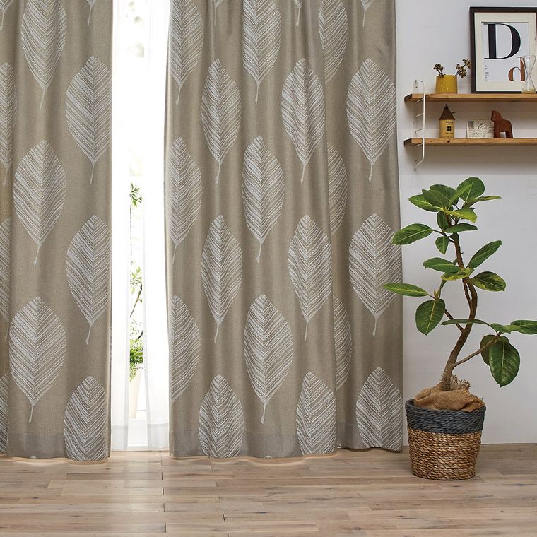 カーテン 遮光 3級 幅100x丈135cm (1枚入）葉っぱ リーフ 植物柄 腰高窓 100x135 日本製 おしゃれ 丸洗い 洗える 形状記憶加工 既製 リビング 新居 新築 引っ越し 国産 5,662円