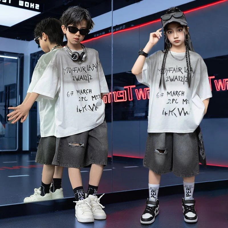 ストリートダンスの子供のファッション服hiphopヒップホップの男の子のファッションブランドのスーツの子供の女の子のファッションのクールな舞台のショーの公演服