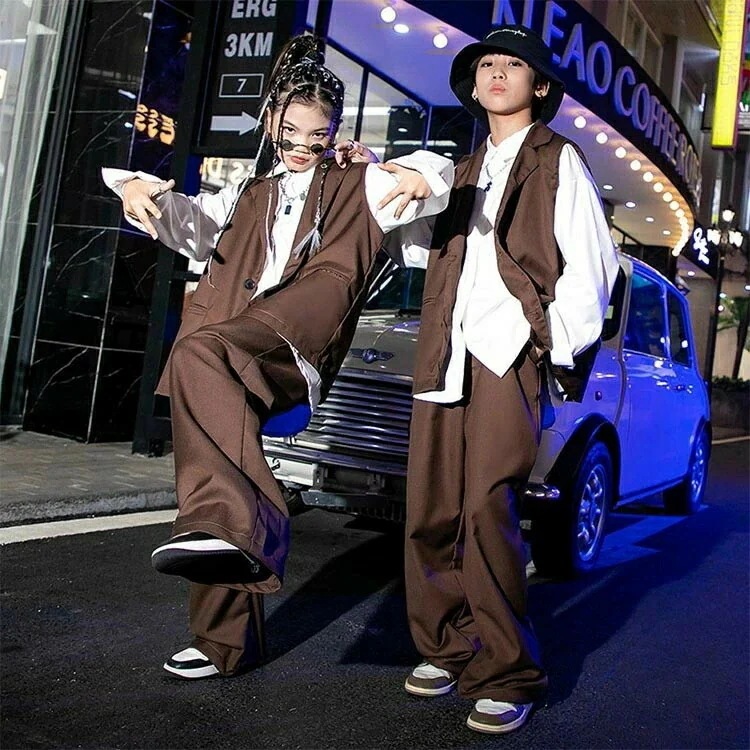 [本日の新品]秋色 ダンス衣装 キッズガールズ 茶色 スーツ風 トップス ベスト パンツスーツ ヒップホップ ジャズダンス 練習着 舞台服 発表会 演奏会用