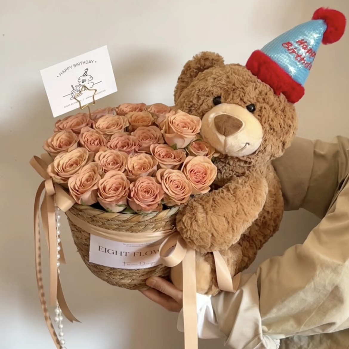 小さなクマの女の子への誕生日プレゼント人形のブーケ永遠の花ハグバケツクリスマス婚約のための親友や友人へのギフト