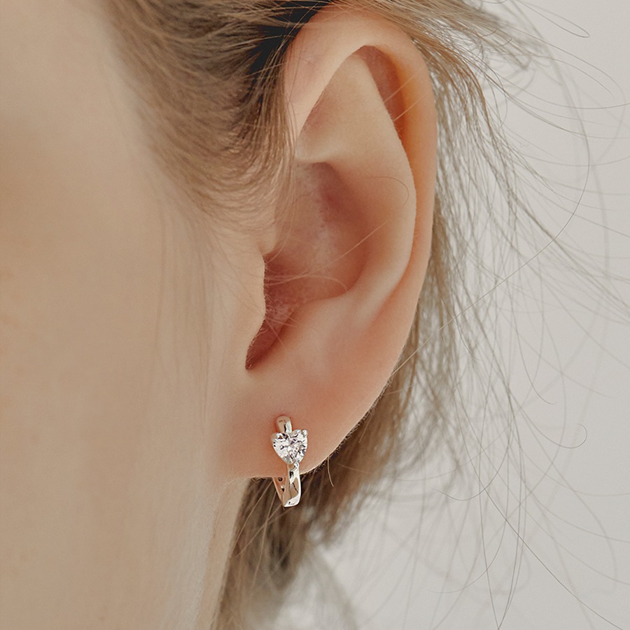 ITZY 着用 heart onetouch earring