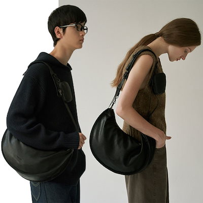 ★日本未入荷★LAFUDGE STORE★Buffing Moon Sling Bag★大人気 Qoo10] LAFUDGESTORE BUFFING LEATHER MOON : バッグ・雑貨