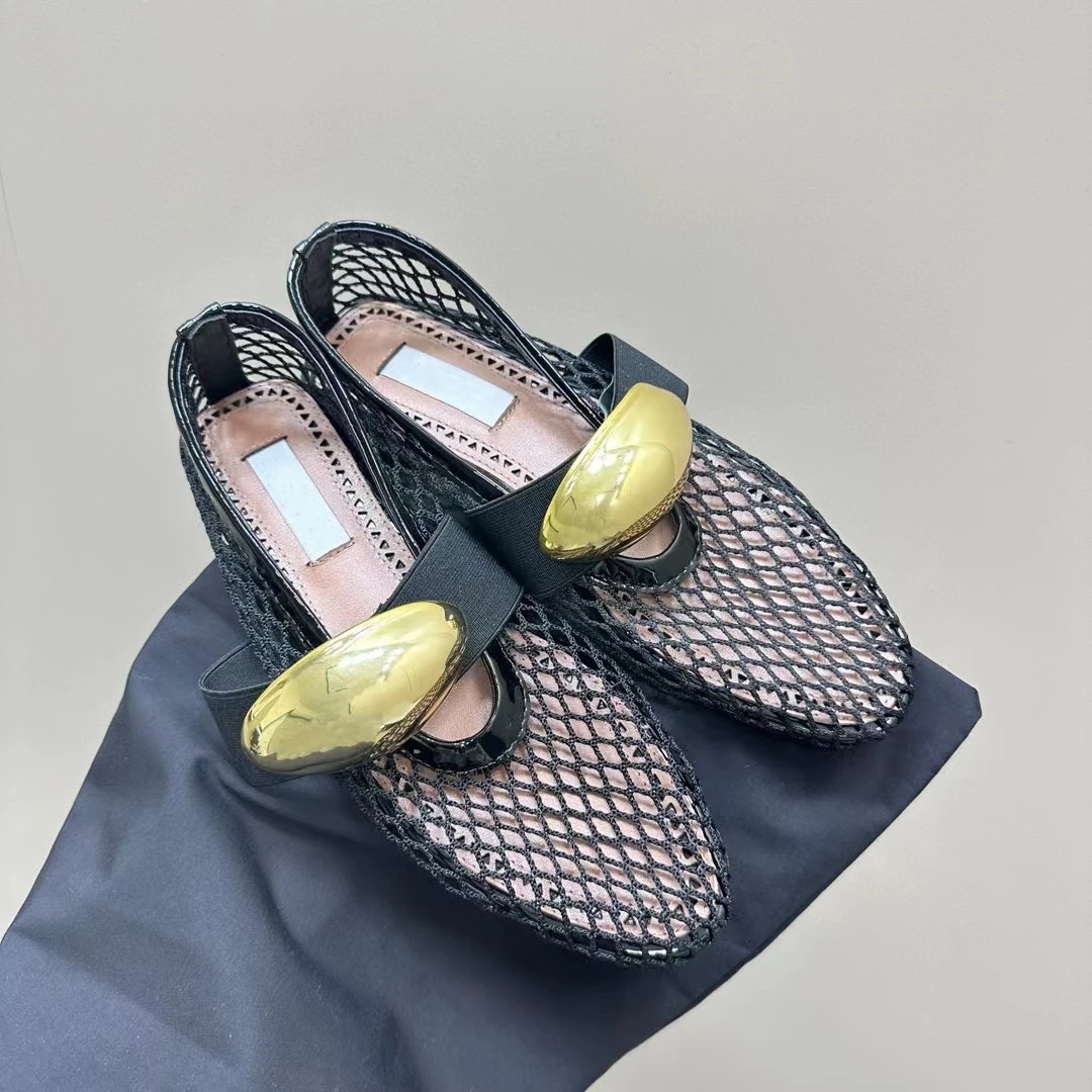 女性のための通気性のあるメッシュとレザーのモカシン 女性の靴 ドレス 金属のデザイン デザイナー 品質 サイズ35-42