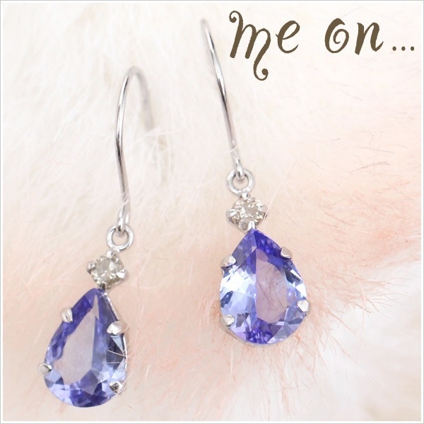 me on... ペアシェイプカット タンザナイト K14WG ピアス 発送目安２-３週間