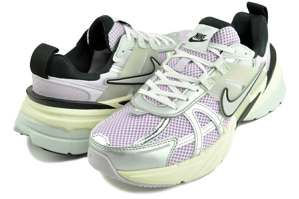 ウィメンズ V2K ラン ドール メタリックシルバー ブラック hf1876-500