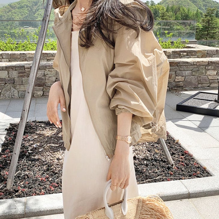 2025 フィッシュテール マウンテンパーカー フード付き UVカット 薄手 アウター トップス レディース 可愛い 流行 カジュアル 大人可愛い 春 秋 綿 羽織り 無地 シャカシャカ ジャンパー