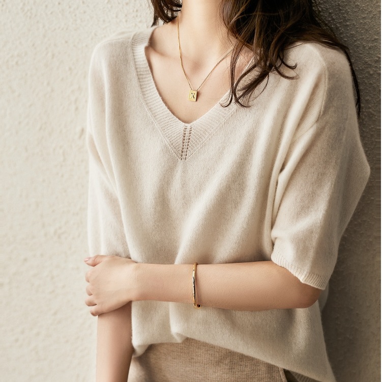 カジュアルニットセーター 春秋カジュアルニット 5分袖ニットセーター シンプルニット トップス ニットソー セーター プルオーバー 袖あり 半袖 5分袖 五分袖 Vネック スリム ストレート Iライン