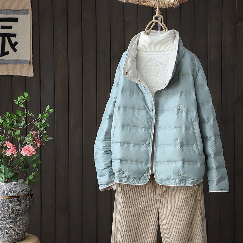 女性用軽量ダウンジャケットショートスタイル2022年冬新作ファッションコントラストカラープレスグルースリムフィットホワイトダックダウン暖かいコートトレンド