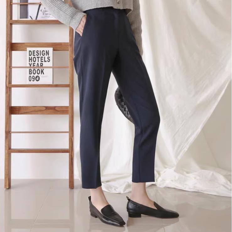 パンツ ストレートパンツ スラックス クロップドパンツ 9分丈 クロップド丈 ストレート センタープレス ファスナー ポケット 前開き コンサバ ストレッチ 伸縮性 きれいめ シンプル カジュアル