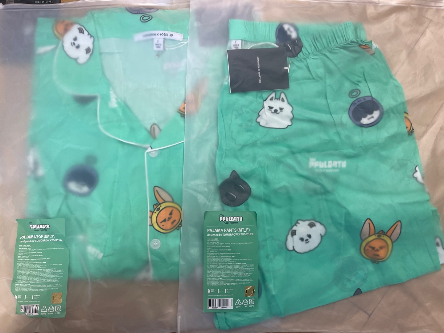 [on hand] PPULBATU WARI WARI TOMORROW X TOGETHER Official Character POP-UP MD PAJAMA set