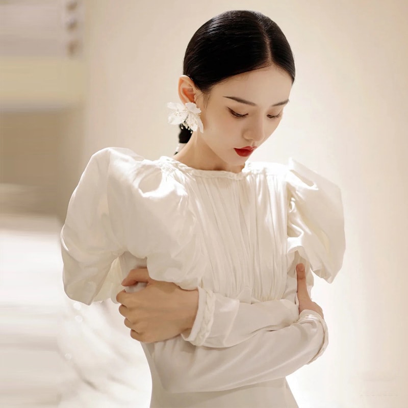 腰を閉じた魚の尾のライトウェディングドレスサテン長袖長袖