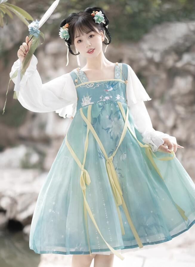 レディース漢服 刺繍花柄 女性 ハロウィン コスプレ衣装 改良版漢服 膝丈 長袖 古風ドレス 可愛い チャイナドレス 漢元素 コスプレ衣装 学園祭 文化祭 撮影衣装 コスチューム 変身仮装