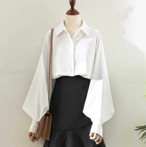 トップス シャツ ブラウス 袖あり 長袖 襟付き シャツカラー デザイン ボタン オーバーサイズ ビッグシルエット 美ライン ニュアンス パフスリーブ かわいい 大人可愛い きれいめ シンプル 4,898円