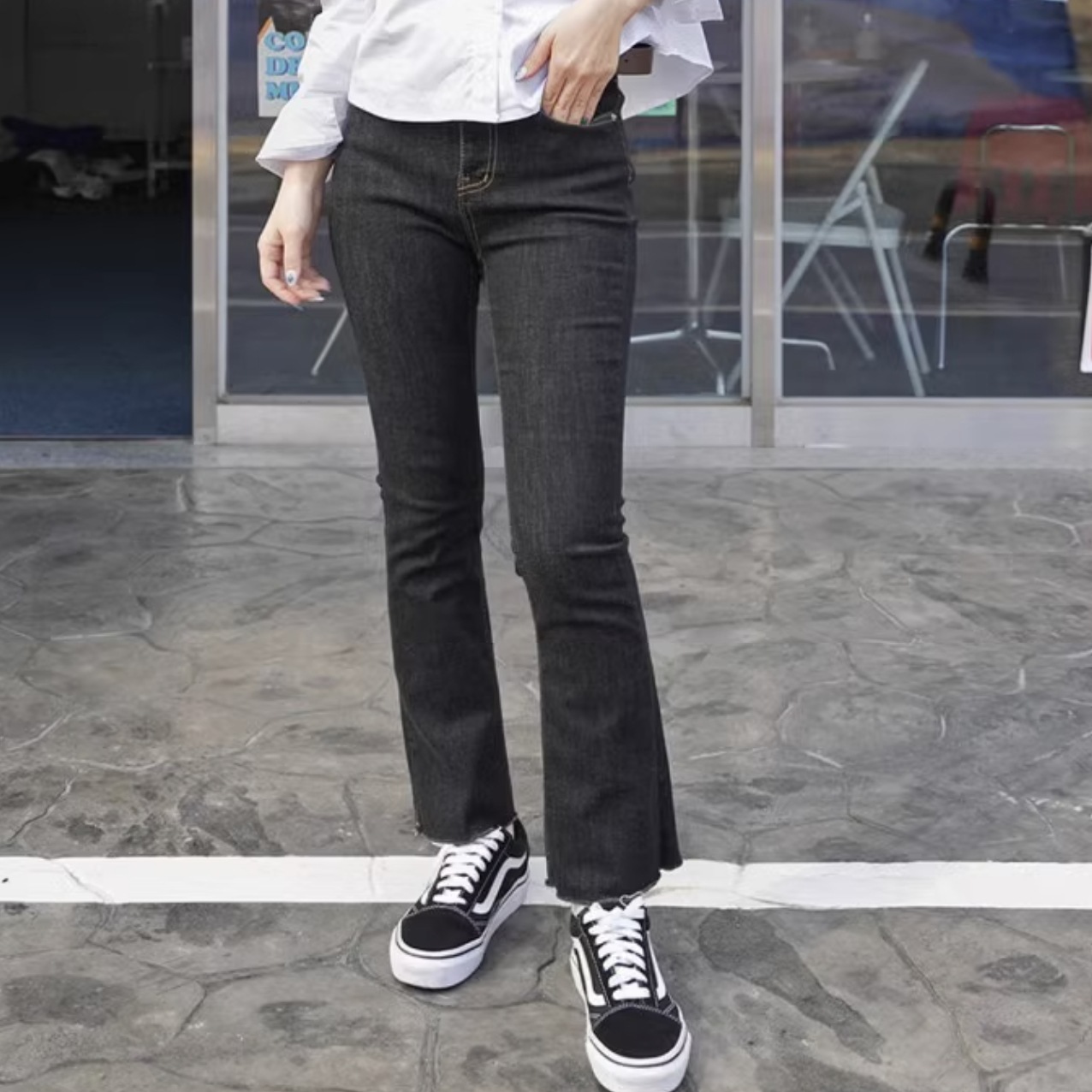 レディース パンツ ボトムス デニム Gパン デニムパンツ カジュアルパンツ アンクル丈 セミフレア 細身 ブーツカット かわいい 大人可愛い カジュアル 上品 おしゃれ かっこいい こなれ感 ラフ