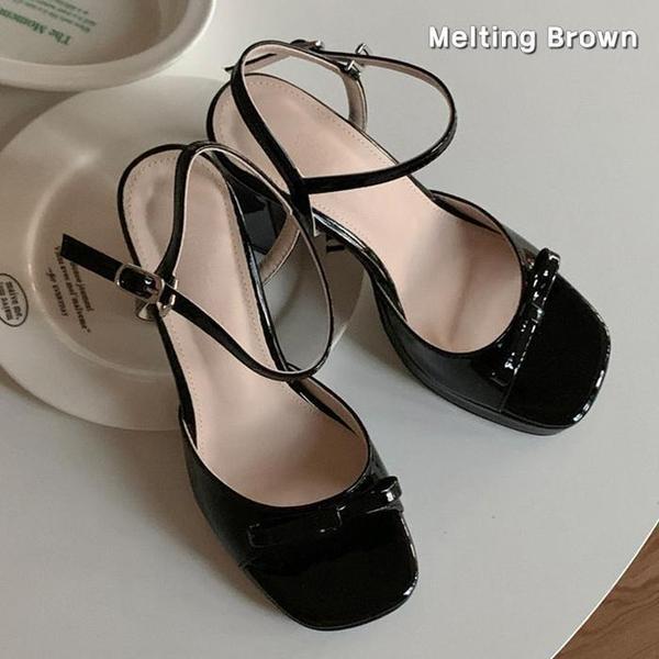 女性ストラップ太ヒールハイヒールサンダル