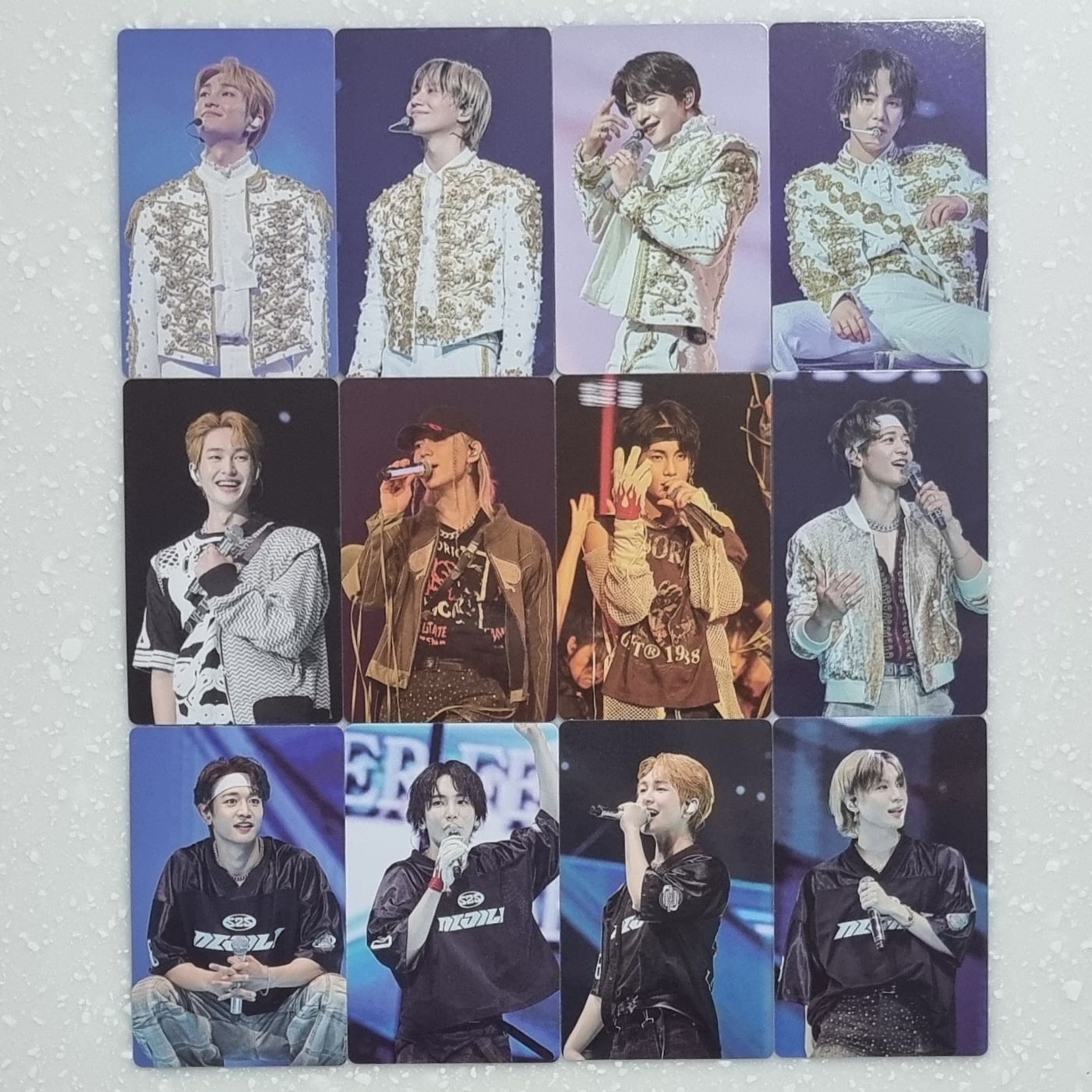 初回特典トレカ12枚set SHINee WORLD VI [PERFECT ILLUMINATION : SHINeeS BACK]