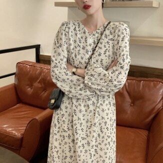 レトロ風 ワンピース 長袖 春 夏 きれいめ カジュアル かわいい フォーマル aライン シャツワンピース Aライン フレア ワンピドレス 膝下 ミモレ ミモレ丈 七分袖 ぽわん袖 Vネック フレア 5,206円