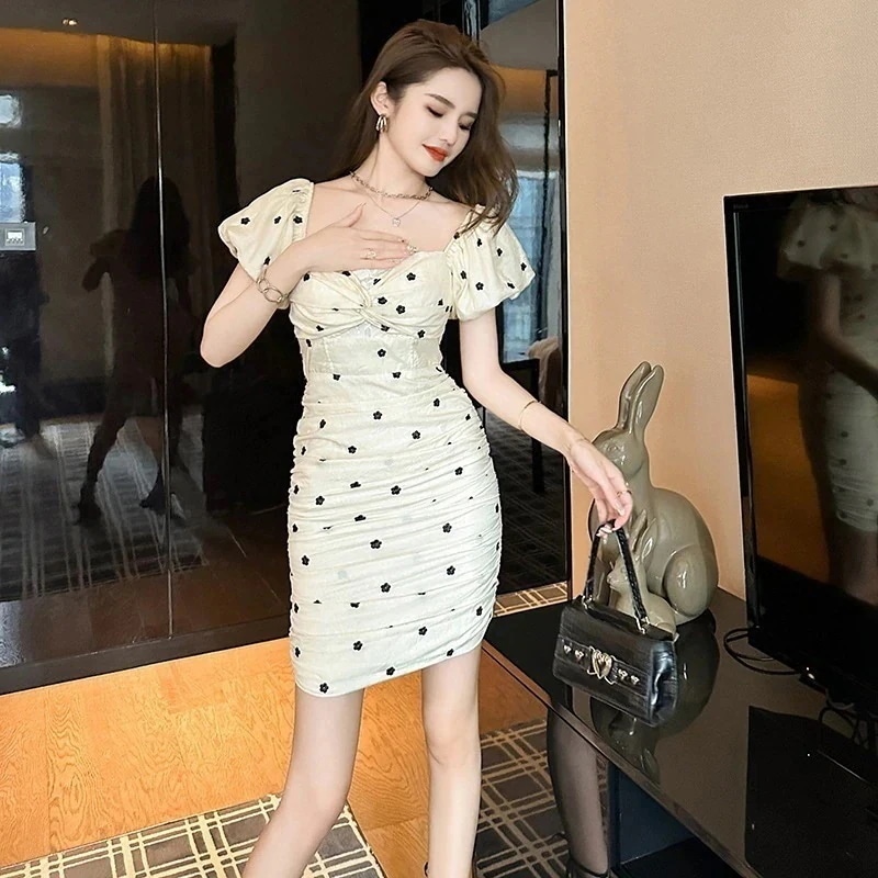 新款 夏 水玉 レトロ ショートワンピース 皺 タイト パーティードレス キャバ 着痩せ 大人 同窓会 披露宴 卒業式 結婚式 演奏会 ウェディング 二次会 発表会
