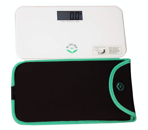 NEWLINE NY DIGITAL MINI TRAVEL BATHROOM SMALL SCALES 700 SERIES WITH BAG SLEEVE (WHITE) NEWLINE NY デ