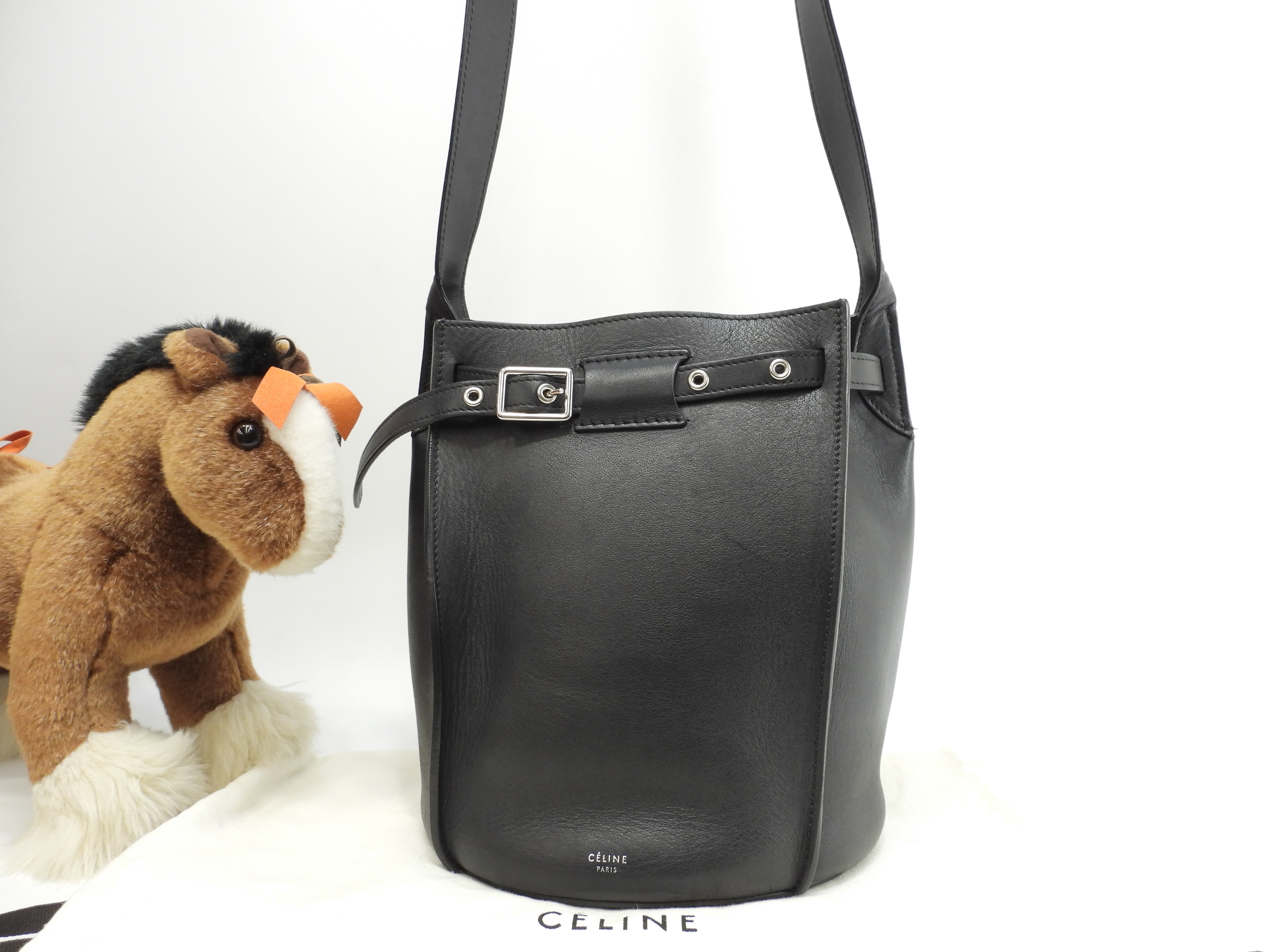 ビッグバッグ バケット レザー黒 ポシェット クロスボディバッグ 美品@S-CU-1128