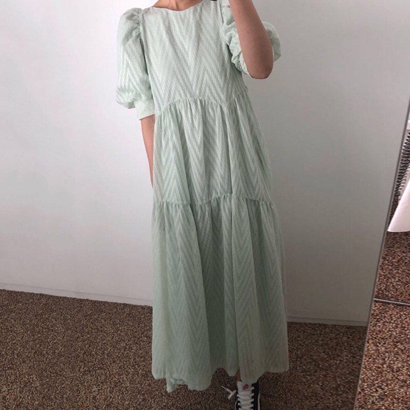 ワンピース ティアードワンピース マキシ マキシ丈 袖あり 5分袖 ボリューム袖 ラウンドネック 襟なし フレア Aライン チュール シフォン ポケット 透け感 かわいい 大人可愛い きれいめ