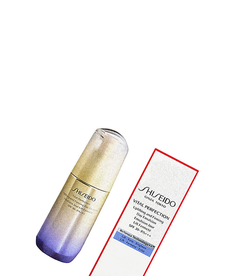 【国内正規品】 資生堂（SHISEIDO）　バイタルパーフェクション　ＵＬ　ファーミング　デーエマルジョン 75mL／SPF30・PA+++／乳液［医薬部外品］