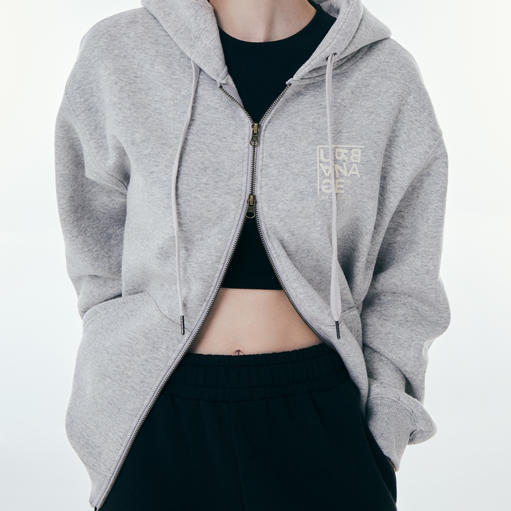 URBANAGEロゴプリントフードジップメラングレー