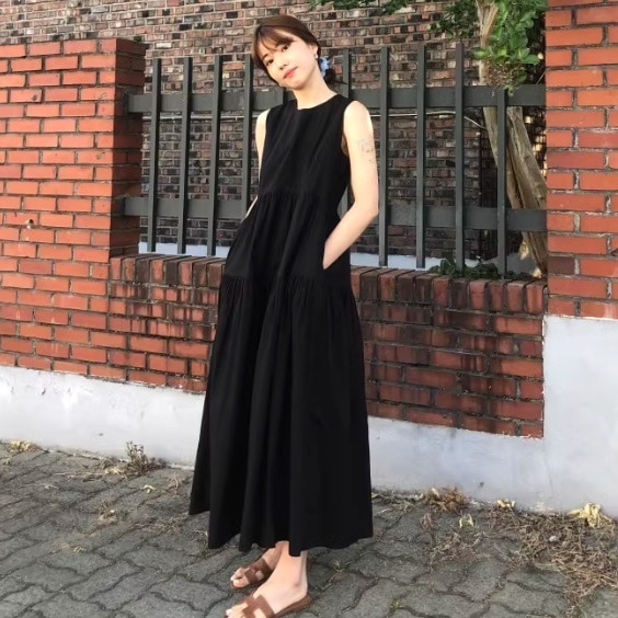 ワンピース ティアードワンピース ロング ロング丈 ノースリーブ ラウンドネック フレア セミフレア Aライン 大人可愛い きれいめ シンプル カジュアル 大人 上品 おしゃれ お洒落 大人女子