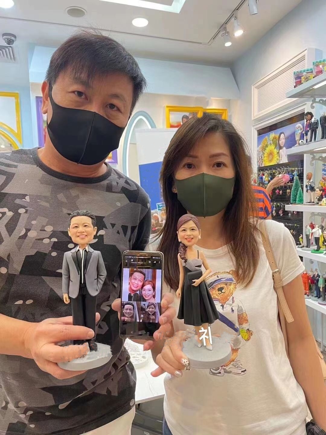 【オーダーメイド】3D肖像画 似顔絵 人形 フィギュア 結婚祝い 周年記念日 カップル 彼氏 彼女 夫婦 両親 贈呈品 記念品