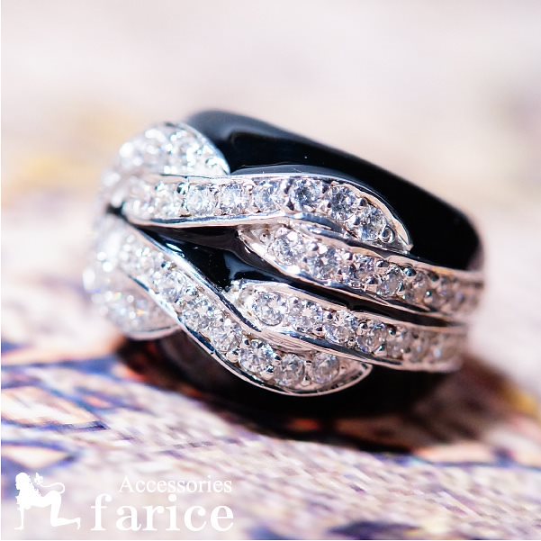 ブラックボディ&ホワイトキュービックジルコニアパヴェジュエリーリング