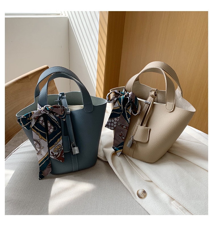 バッグ 鞄 bag レディースバッグ トートバッグ 通勤バッグ 手持ちバッグ 手持ち スカーフ ポリエステル 大人可愛い シンプル カジュアル おしゃれ お洒落 レトロ 無地 20代 30代 40代