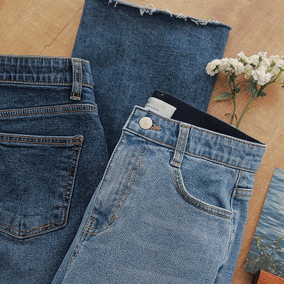 シーニュ袖フリルニット lily ネイビー Cygne 袖フリルタートルニット